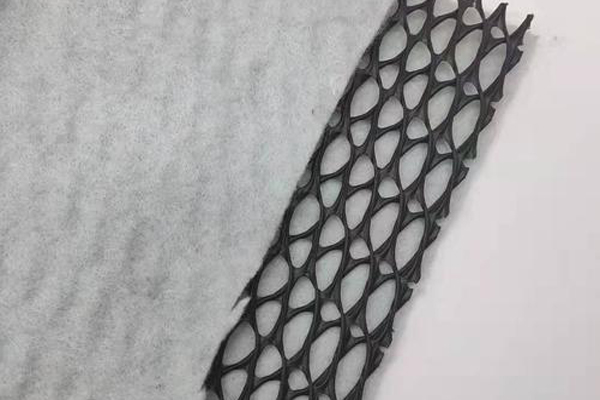 三维复合排水网常与什么材料搭配使用 第1张