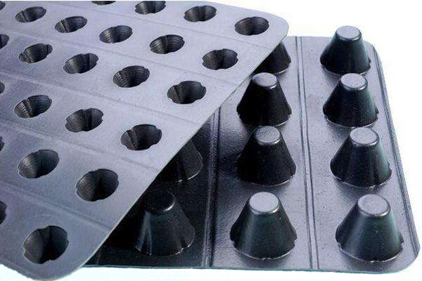 复合排水板的优势有哪些呢？  第2张