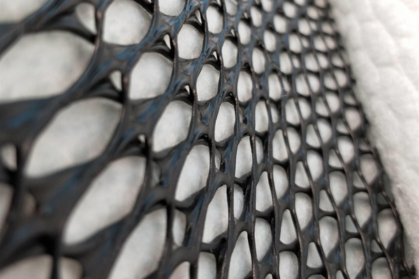 哪些工程项目可以使用复合排水网  第3张